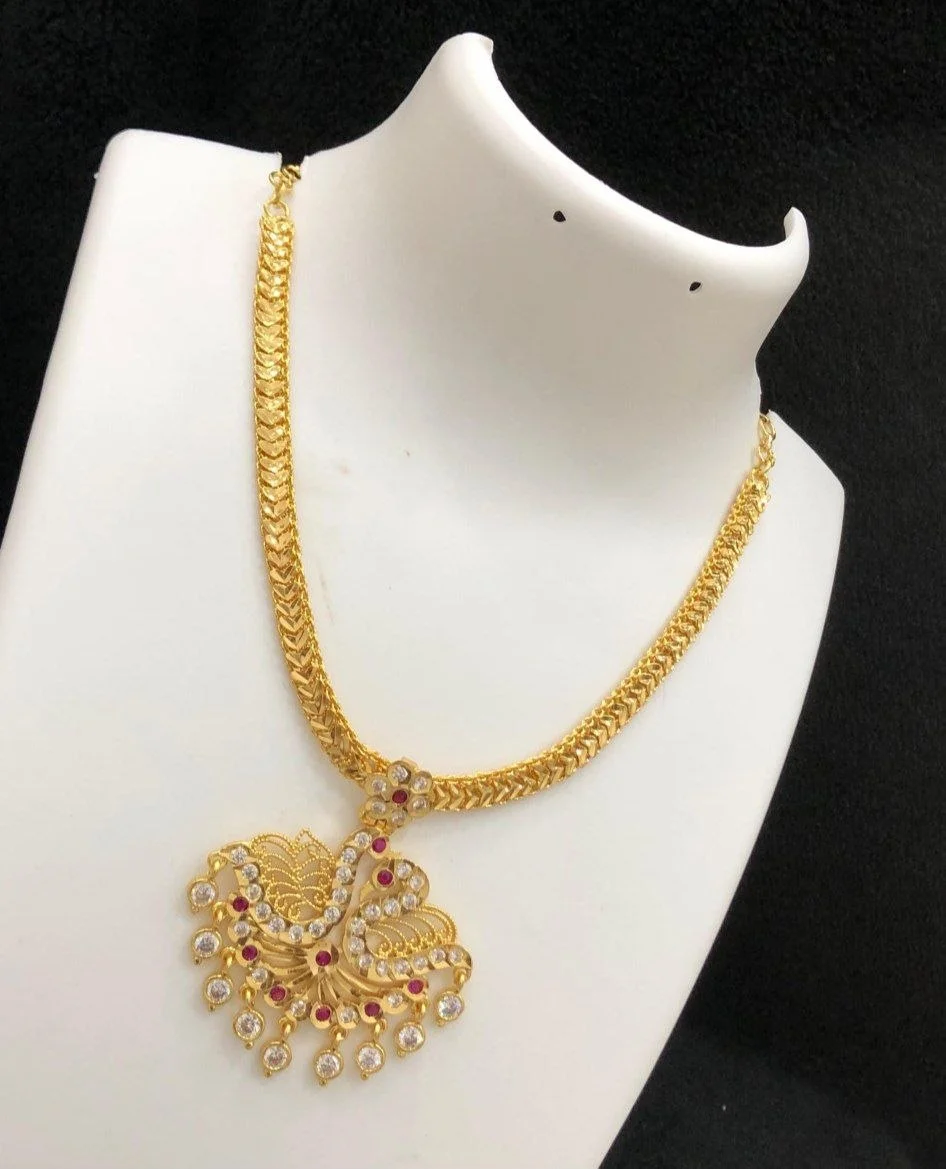 Royal Swan AD Impon Pendant set